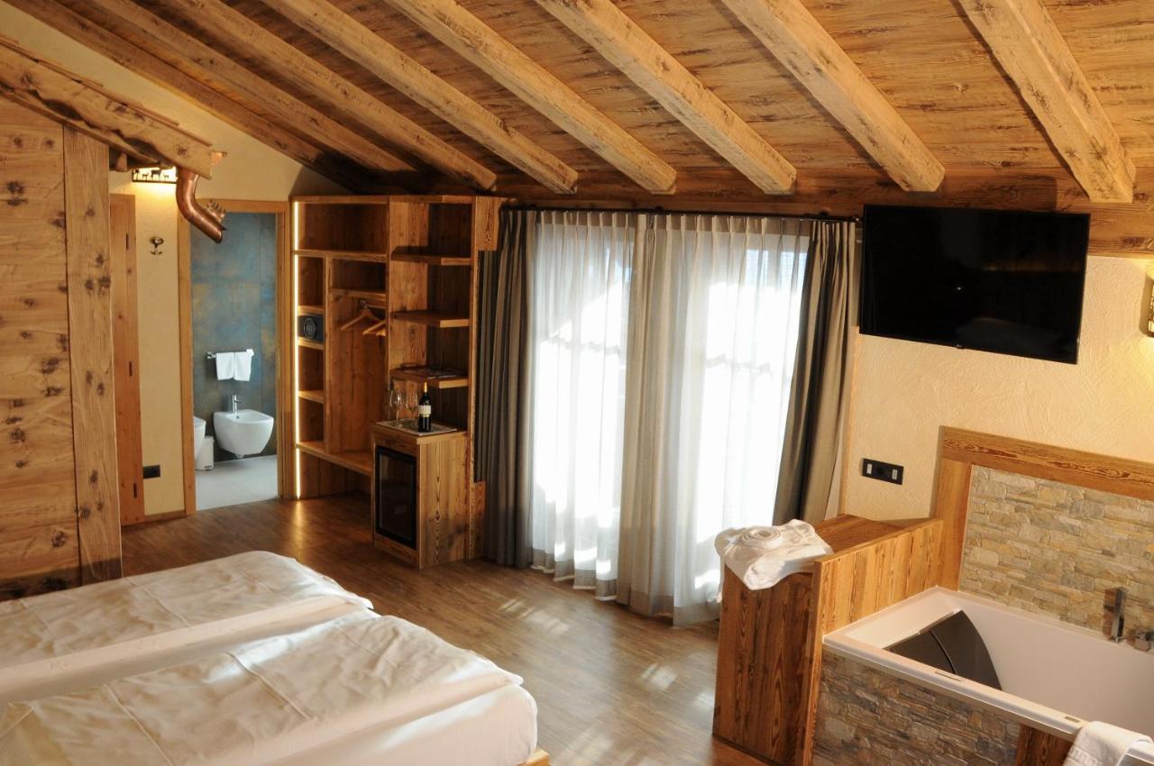 Hotel Helvetia Ливиньо Экстерьер фото
